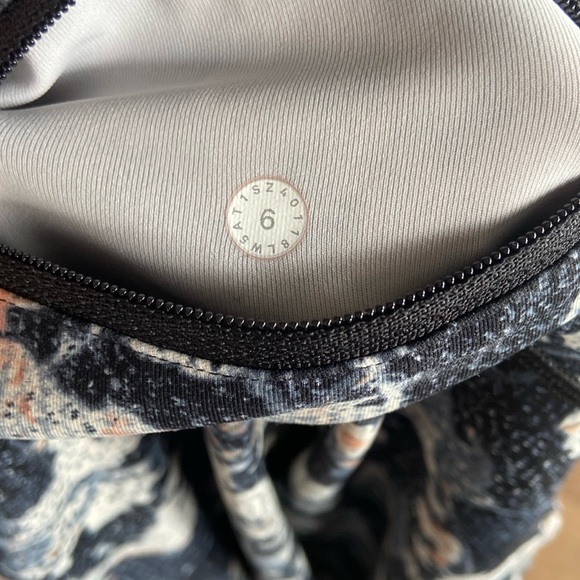 Lululemon Leggings - Picture 1 of 5